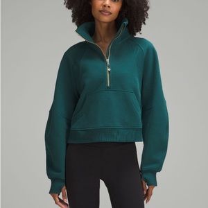 Lululemon Half-Zip Scuba !